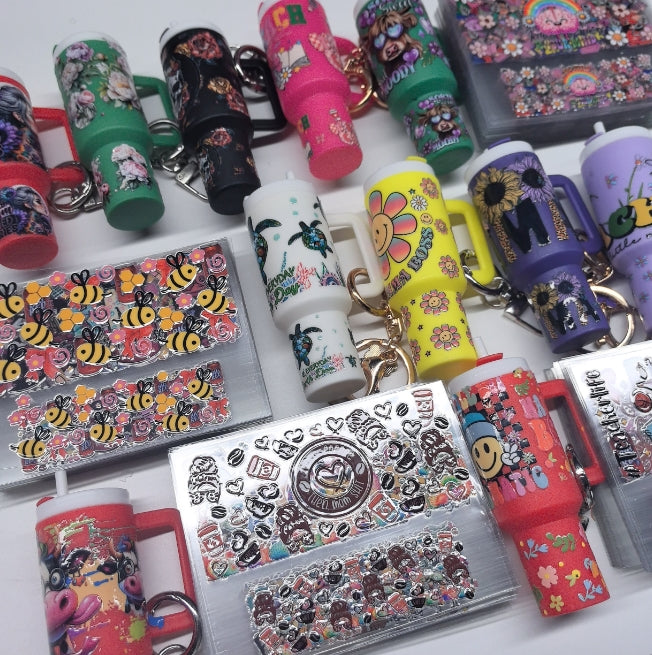 Wholesale Random 20pcs 50pcs 100pcs Cartoon Pattern Mini Travel  Cup Sticker